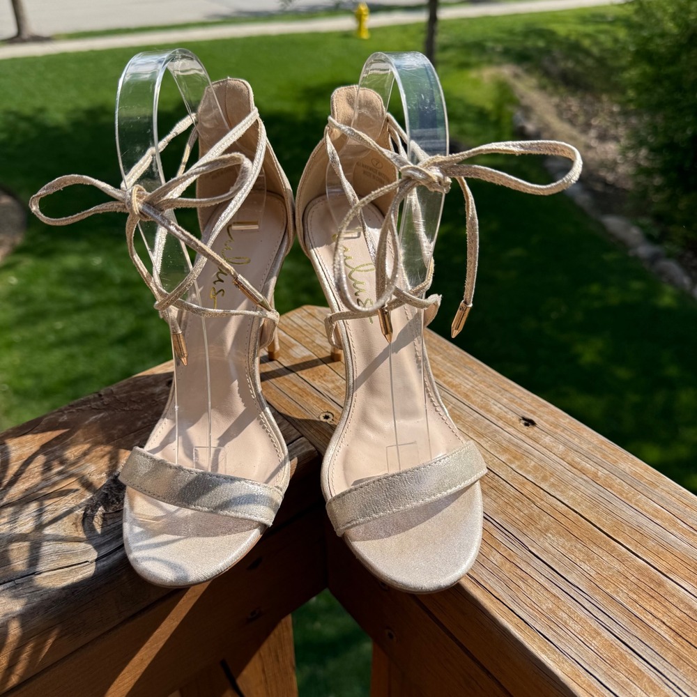 Lulus Lace Up Heels Women 7 Champagne Gold EUC Metallic Stiletto Sandals Wedding - Picture 3 of 10